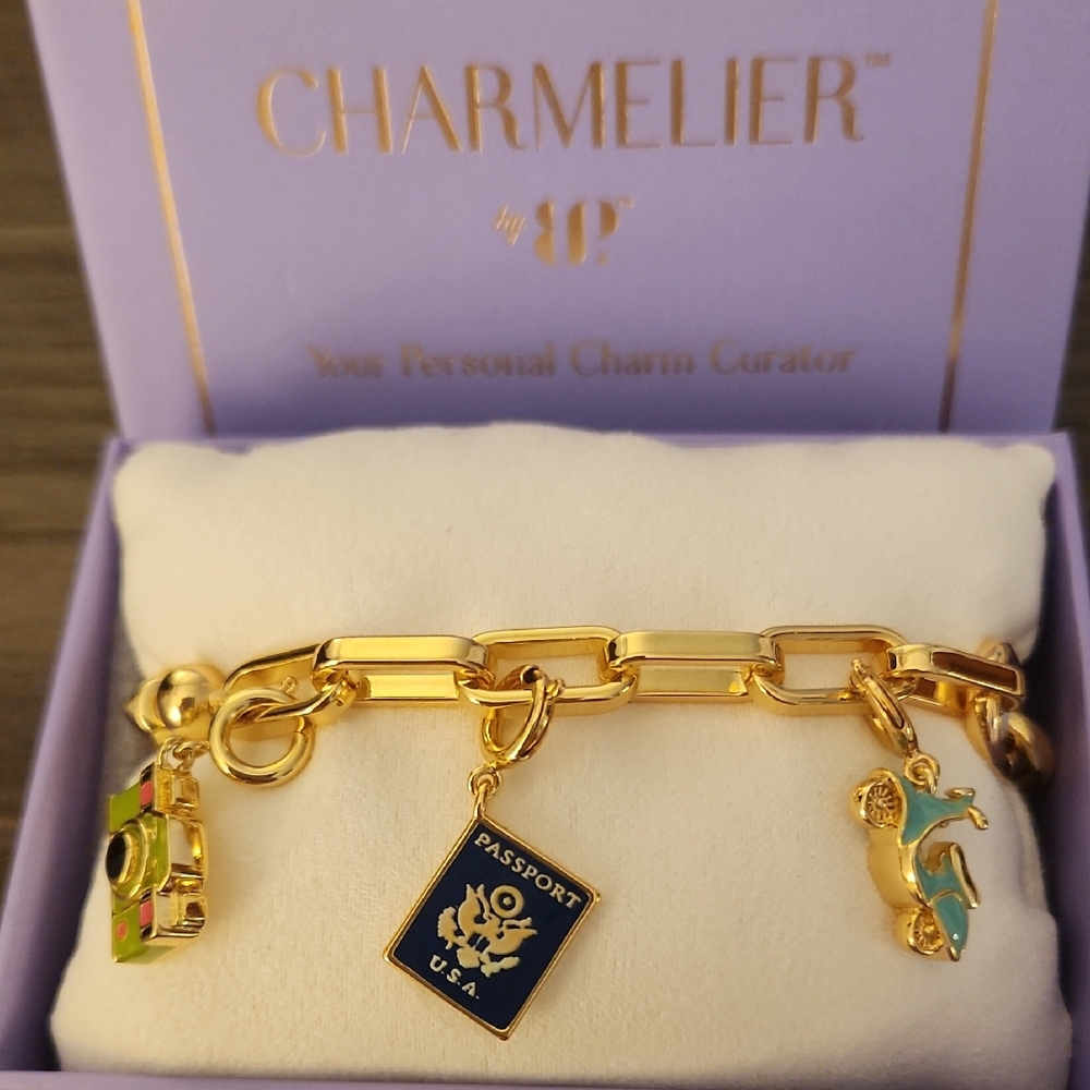 Charmelier Gold Charm Bracelet ✨️NEW✨️
